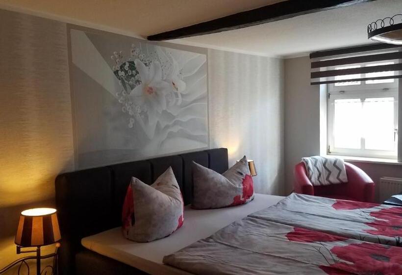 Номер Стандарт, Ratsstübchen