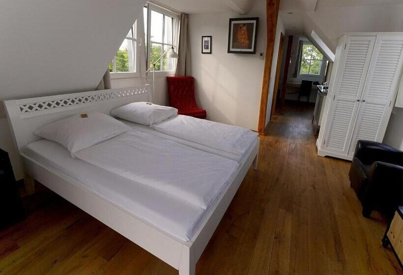 Standard Værelse, Pension Gaststätte Paradies