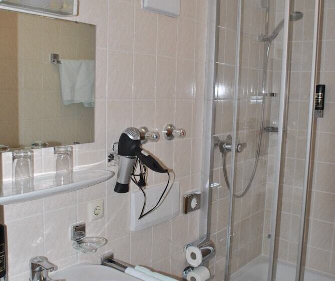 スタンダードシングルルーム, Gasthof Kampenwand Bernau