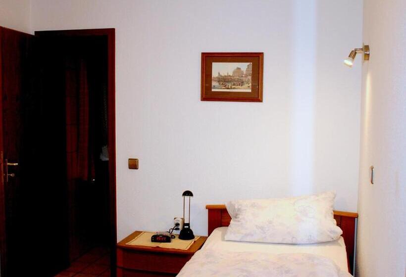 חדר סטנדרט יחיד, Gasthof Schwarzwaldtanne