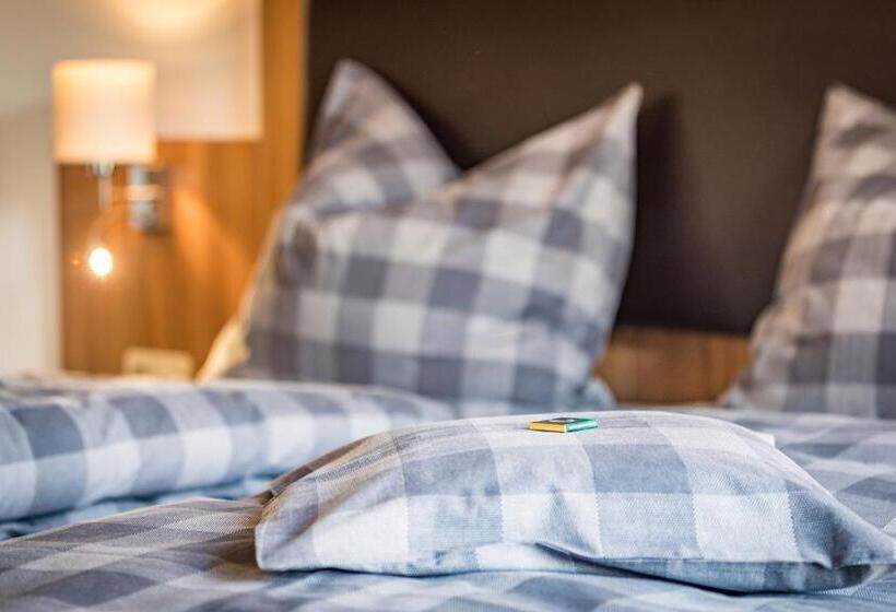 Pokój Deluxe z Balkonem, Pension Gimpl