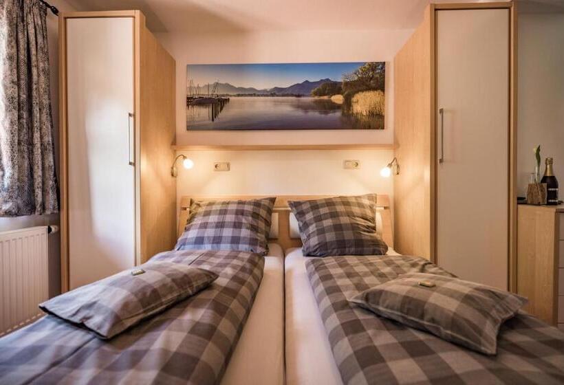 Pokój Standard, Pension Gimpl