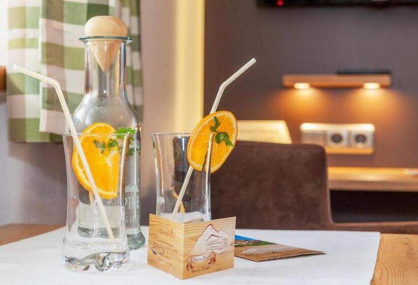 اتاق استاندارد, Demelhof