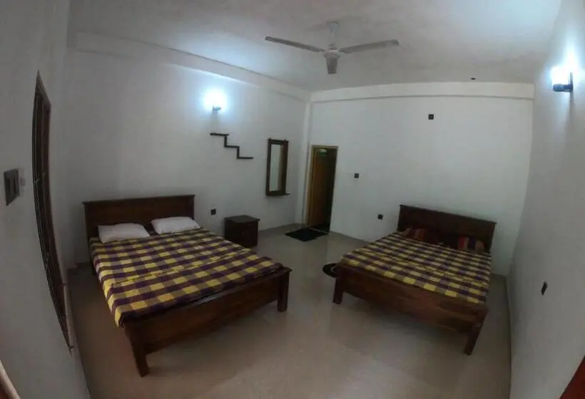 スタンダードルーム, Punkalasa Tourist Lodge