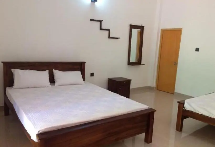 ファミリールーム, Punkalasa Tourist Lodge