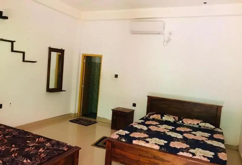 ファミリールーム, Punkalasa Tourist Lodge
