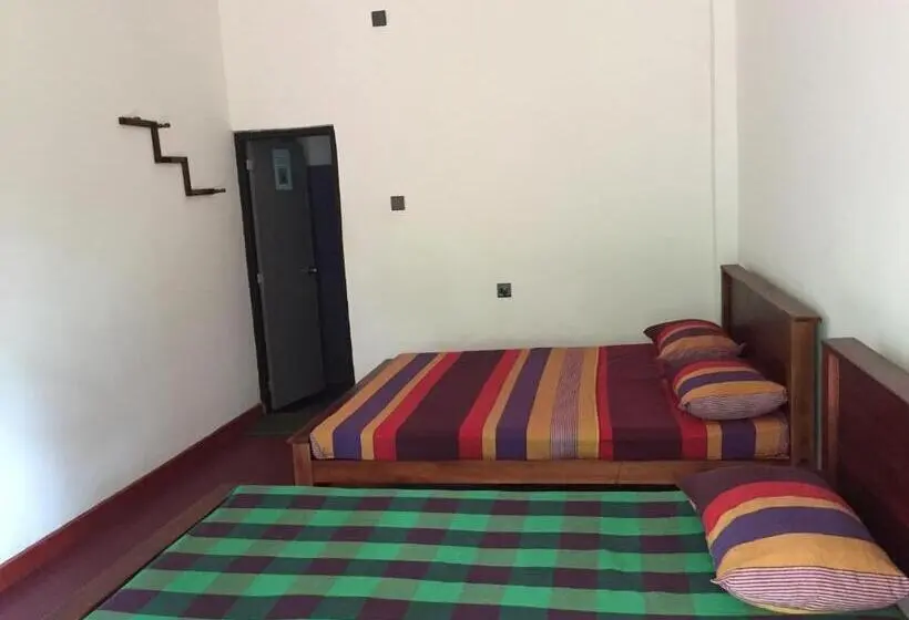 ベーシックトリプルルーム, Punkalasa Tourist Lodge