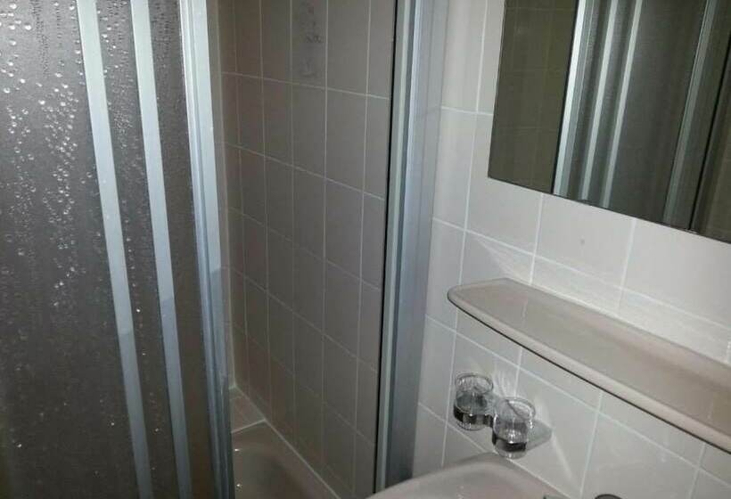 غرفة قياسية, Pension Am Markt