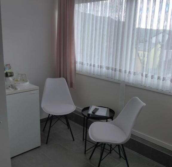 标准间, Pension Schneider