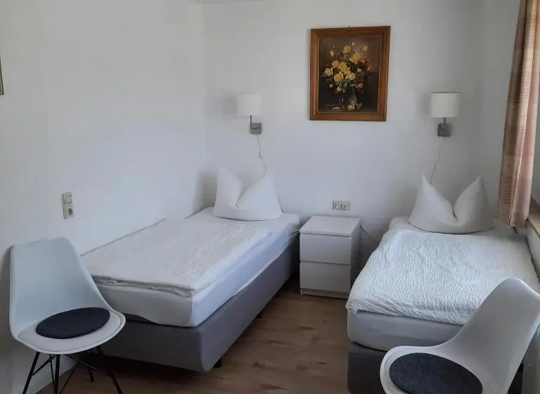 Economy-huone, Pension Schneider