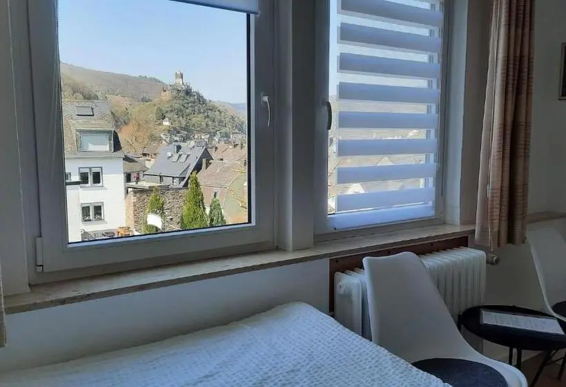 Economy-huone, Pension Schneider