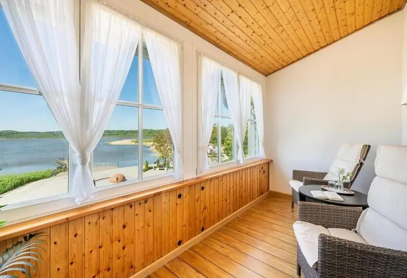 اتاق استاندارد با چشم‌انداز دریاچه, Pension Villa Seefrieden