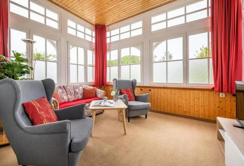 آپارتمان 1 خوابه با چشم‌انداز, Pension Villa Seefrieden