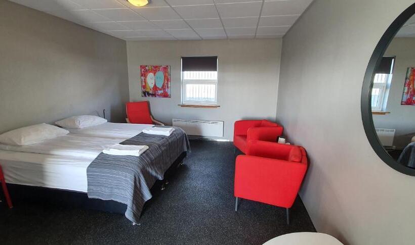 اتاق خانوادگی, Vikingcafe