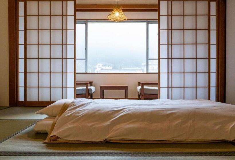 غرفة قياسية رباعية, Yumori Onsen Hostel