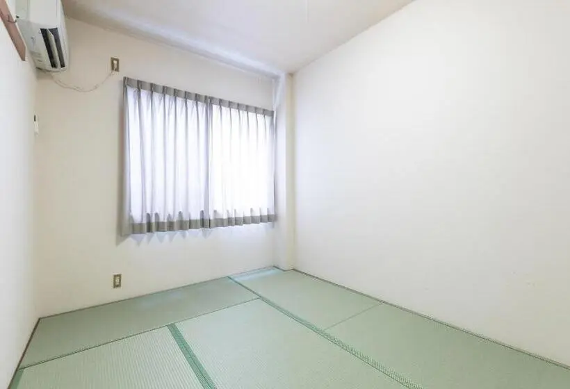 バスルーム共有のシングルスタンダード, Isesaki East