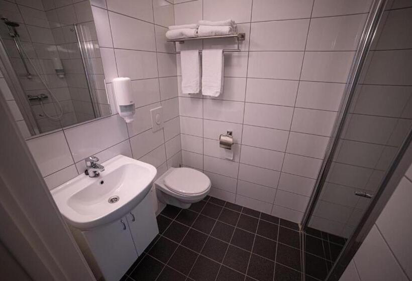 Номер Deluxe с Балконом, Førde Gjestehus Og Camping