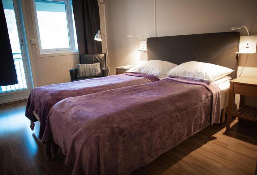 Номер Deluxe с Балконом, Førde Gjestehus Og Camping