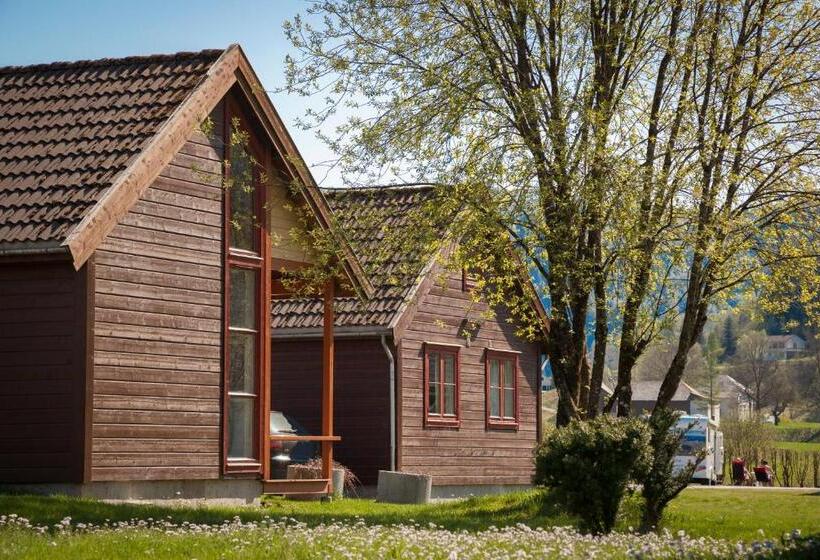 Дом 2 Спальни, Førde Gjestehus Og Camping