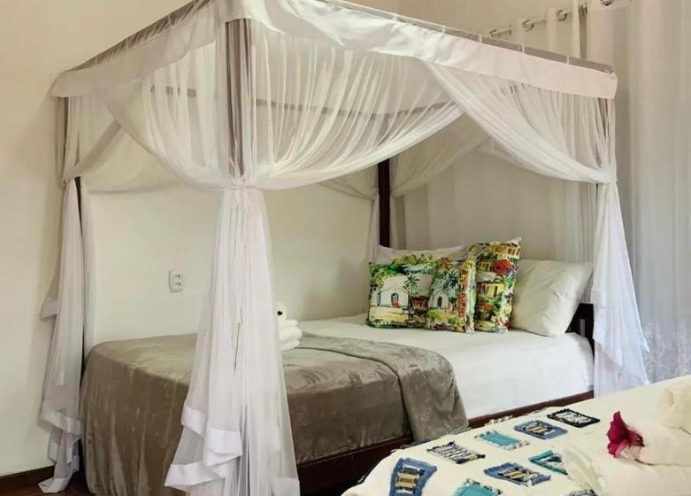 디럭스 스위트, Cantinho Da Cineka