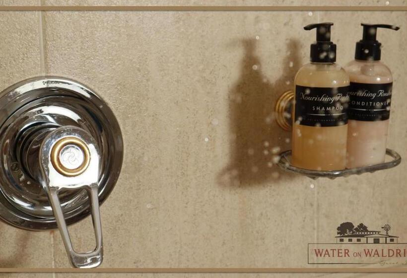 Люкс Deluxe Кровать Кинг, Water On Waldrift Guesthouse