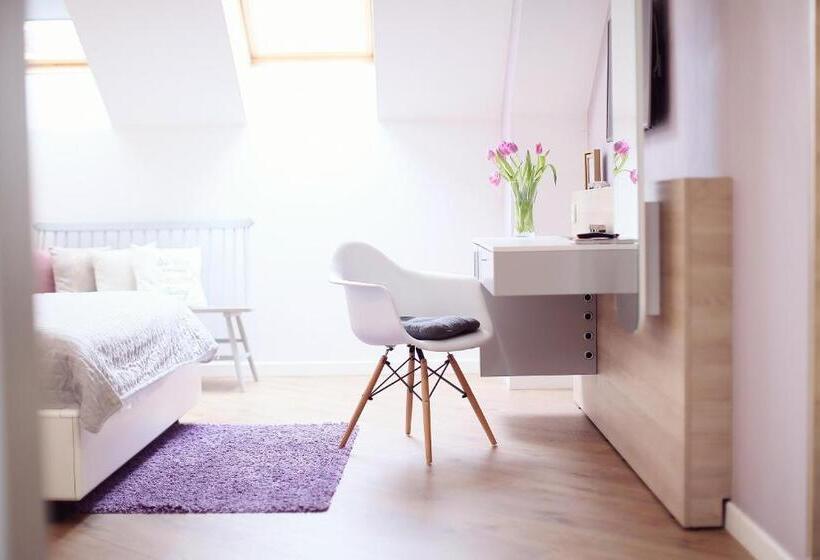 اتاق سوپریور با تخت بزرگ, Casa M