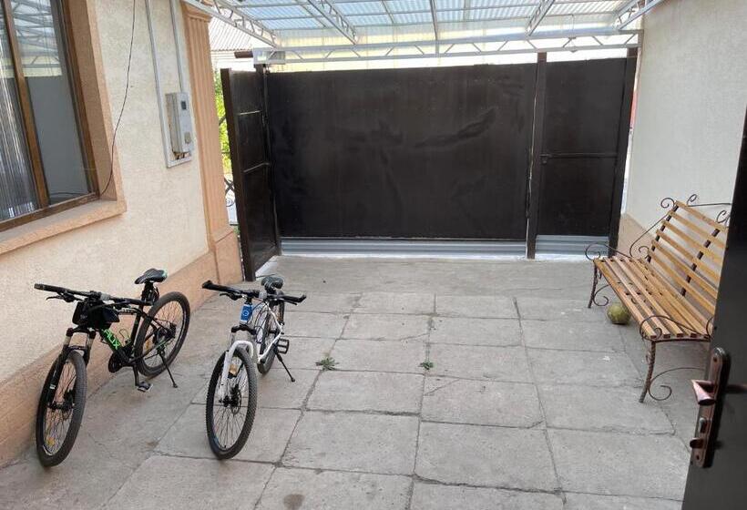 خانه 1 خوابه, Guest House Eles