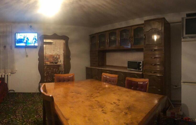 خانه 1 خوابه, Guest House Eles