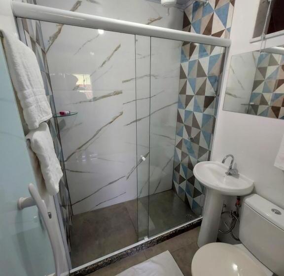 Люкс, Pousada Do Leô