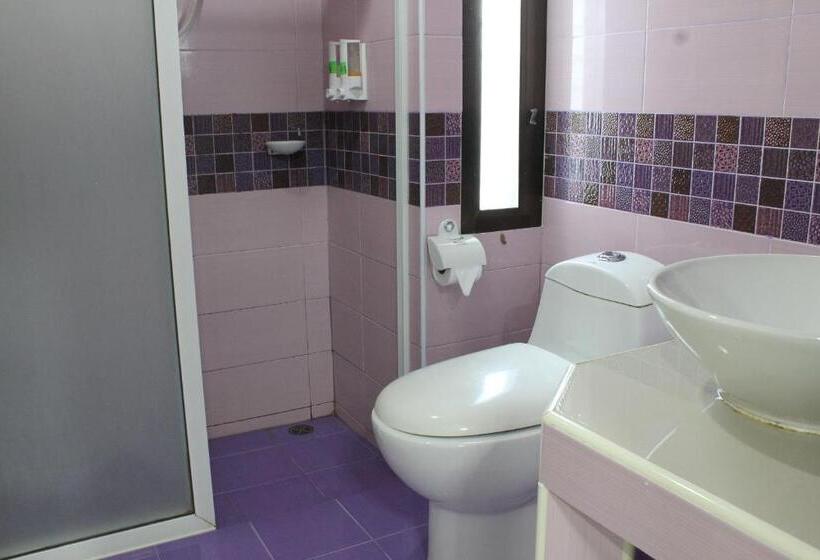 غرفة ديلوكس مزودة بشرفة, Thanyachatra Boutique