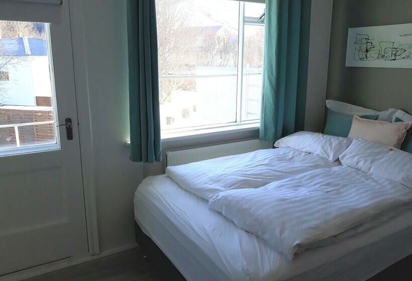 اتاق استاندارد, Post Plaza Guesthouse