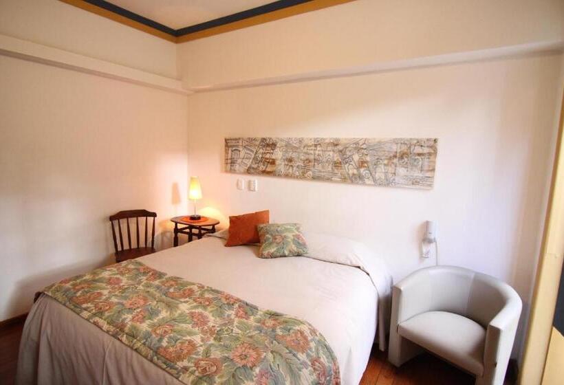 חדר דלוקס לשלושה, Pousada Relíquias Do Tempo