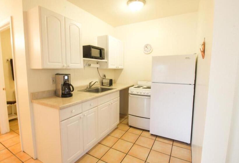 스위트 킹사이즈 침대, Stagecoach Suites