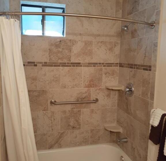 침실 2개 스위트, Stagecoach Suites