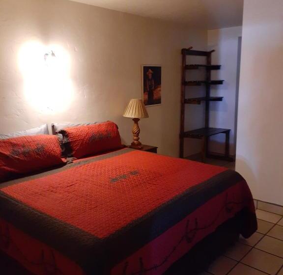 침실 2개 스위트, Stagecoach Suites