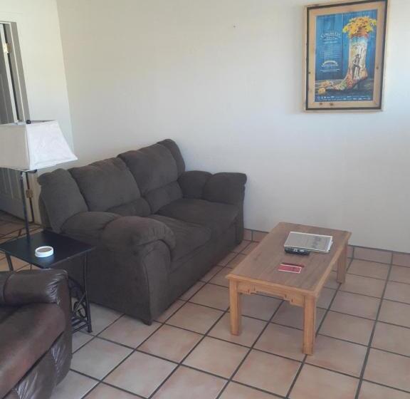 스위트, Stagecoach Suites