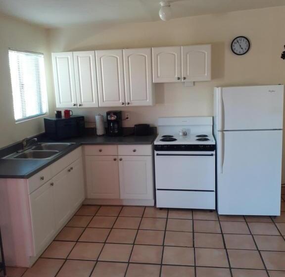 스위트, Stagecoach Suites