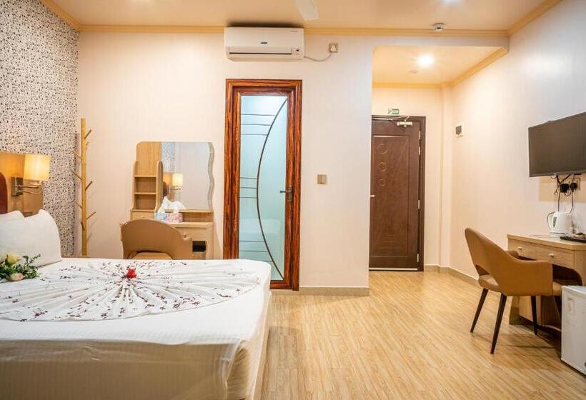 Tengerre Néző Deluxe Szoba, Sunrise Beach