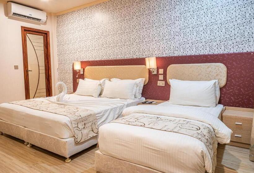 Családi Szoba, Sunrise Beach