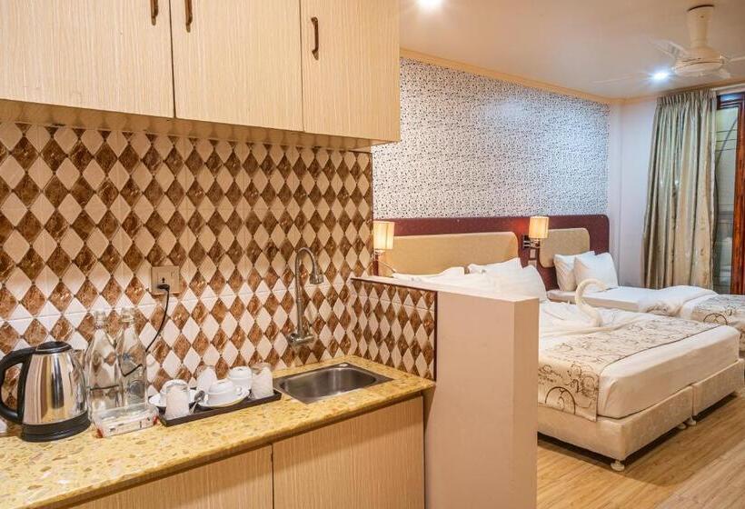 Családi Szoba, Sunrise Beach