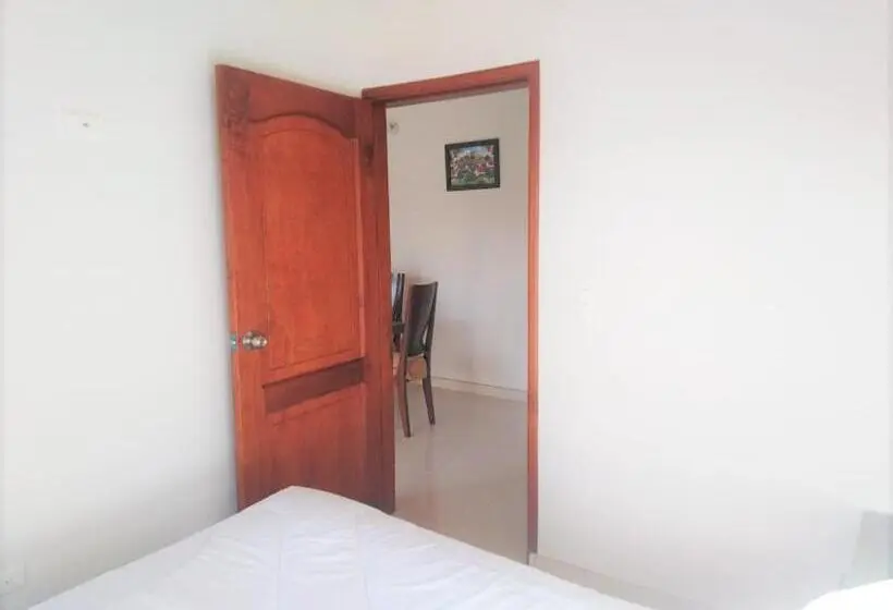 庭の見える１ベッドルームアパートメント, Villa Libertad