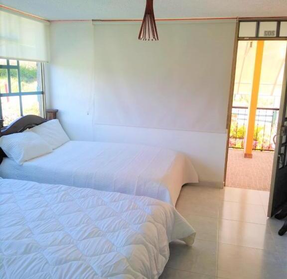 家庭间, Villa Libertad