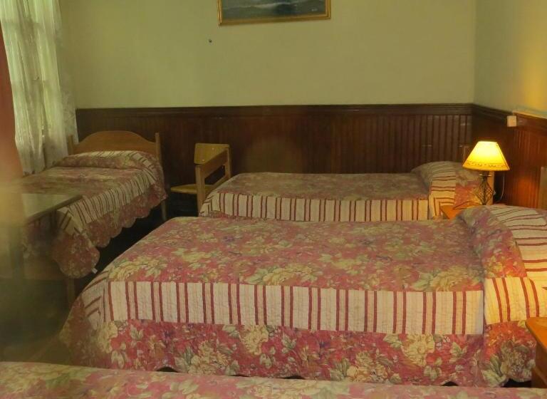 اتاق استاندارد چهار تخته, Hostal El Rincon Marino