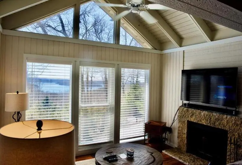 ２ベッドルームハウス, Beaver Lake Cottages