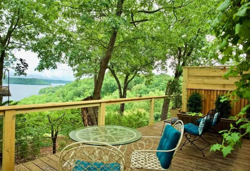 キングサイズベッドのデラックススイート, Beaver Lake Cottages