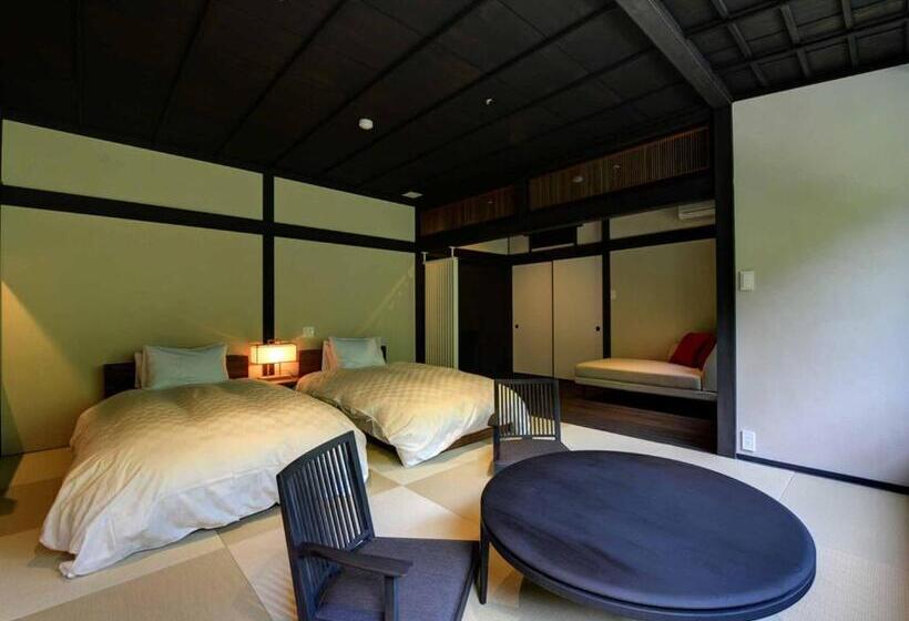 חדר סטנדרט, Kyousen