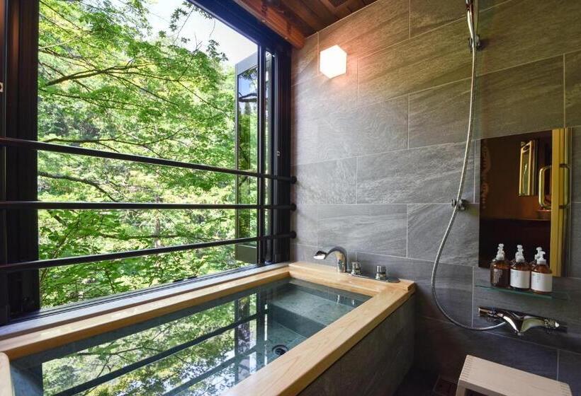 חדר סטנדרט, Kyousen