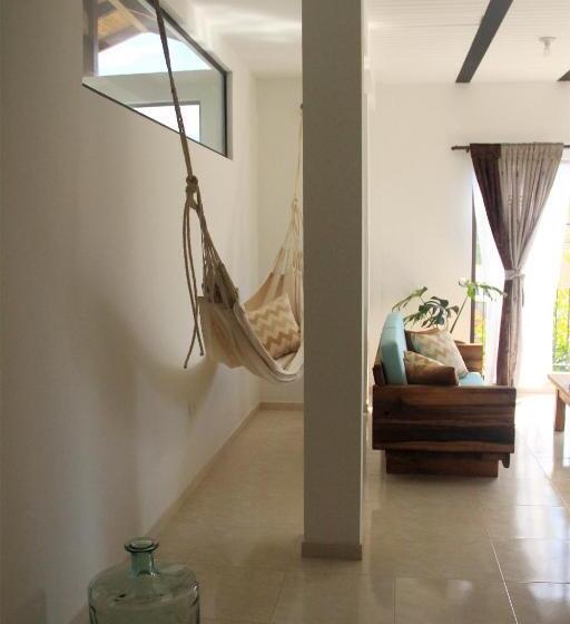 Balkonlu 1 Yatak Odalı Daire, Casa Dornella Casa De Hospedaje