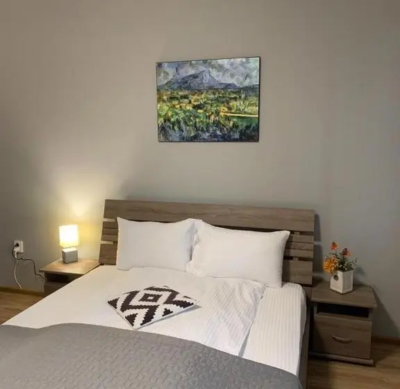 Huoneisto 1 Makuuhuone Terassi, Brickyard Apartments Cluj