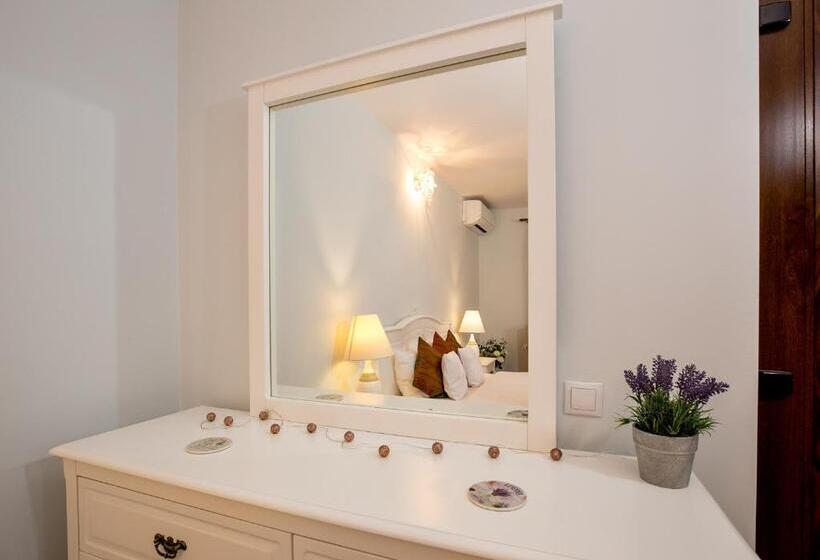 豪华房间, Flora Luxury House